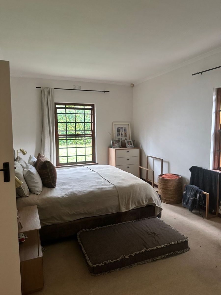 To Let 3 Bedroom Property for Rent in Wynberg Upper Western Cape
